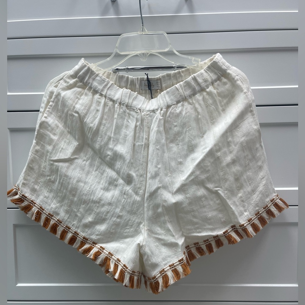 TigerLily light beige shorts